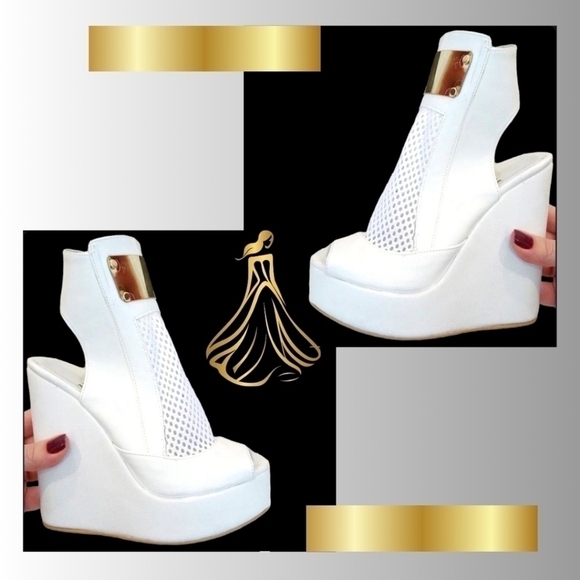 Tanja Club White Filet Peep Toe Wedge Platform Sandals Sz 7 ✨ Gold Embellished - Picture 1 of 16